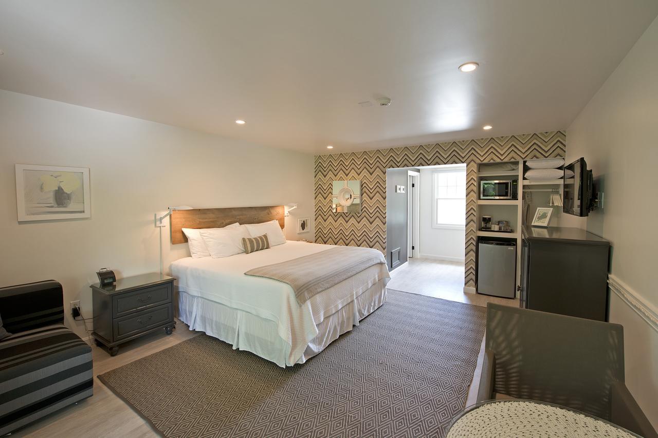 The On The Cove Hotel